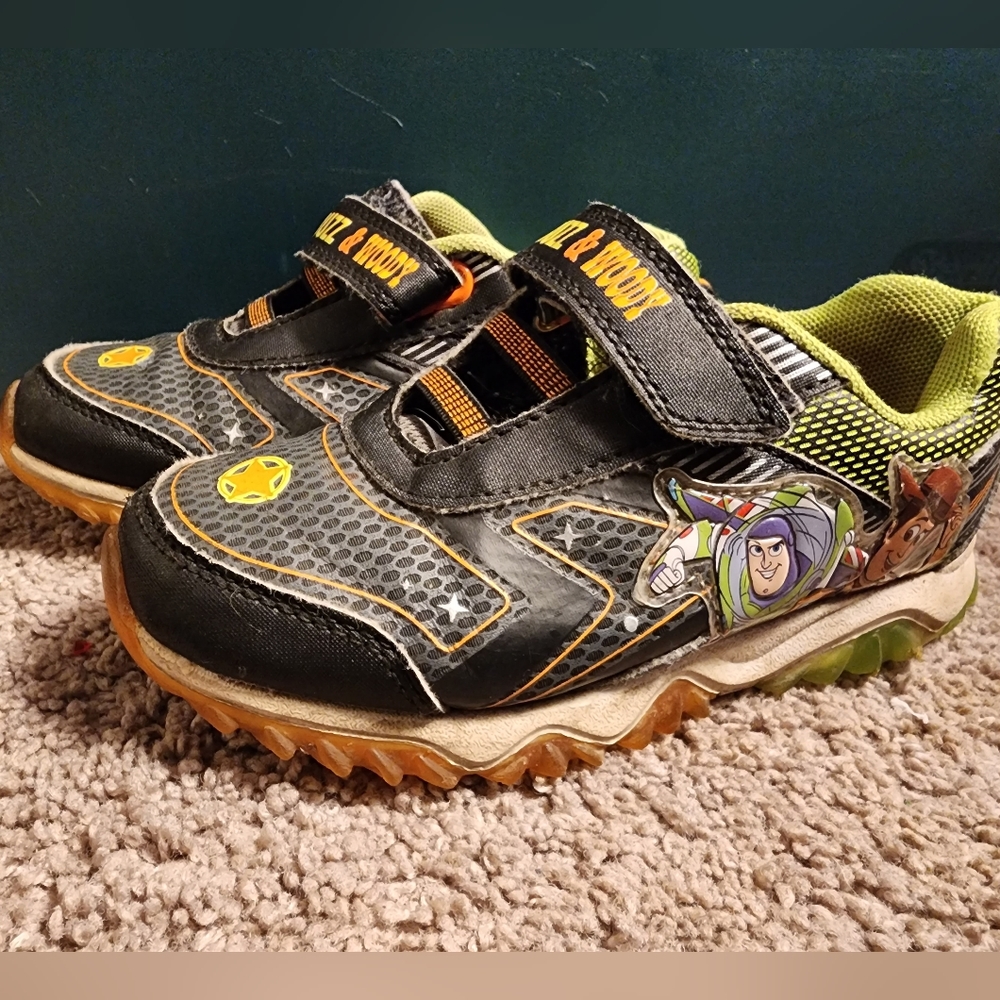 Light up big kids size 12 shoes, toy story